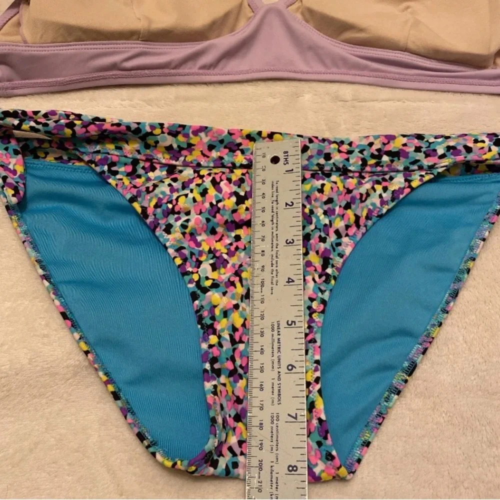 Victoria’s Secret & Old Navy top made